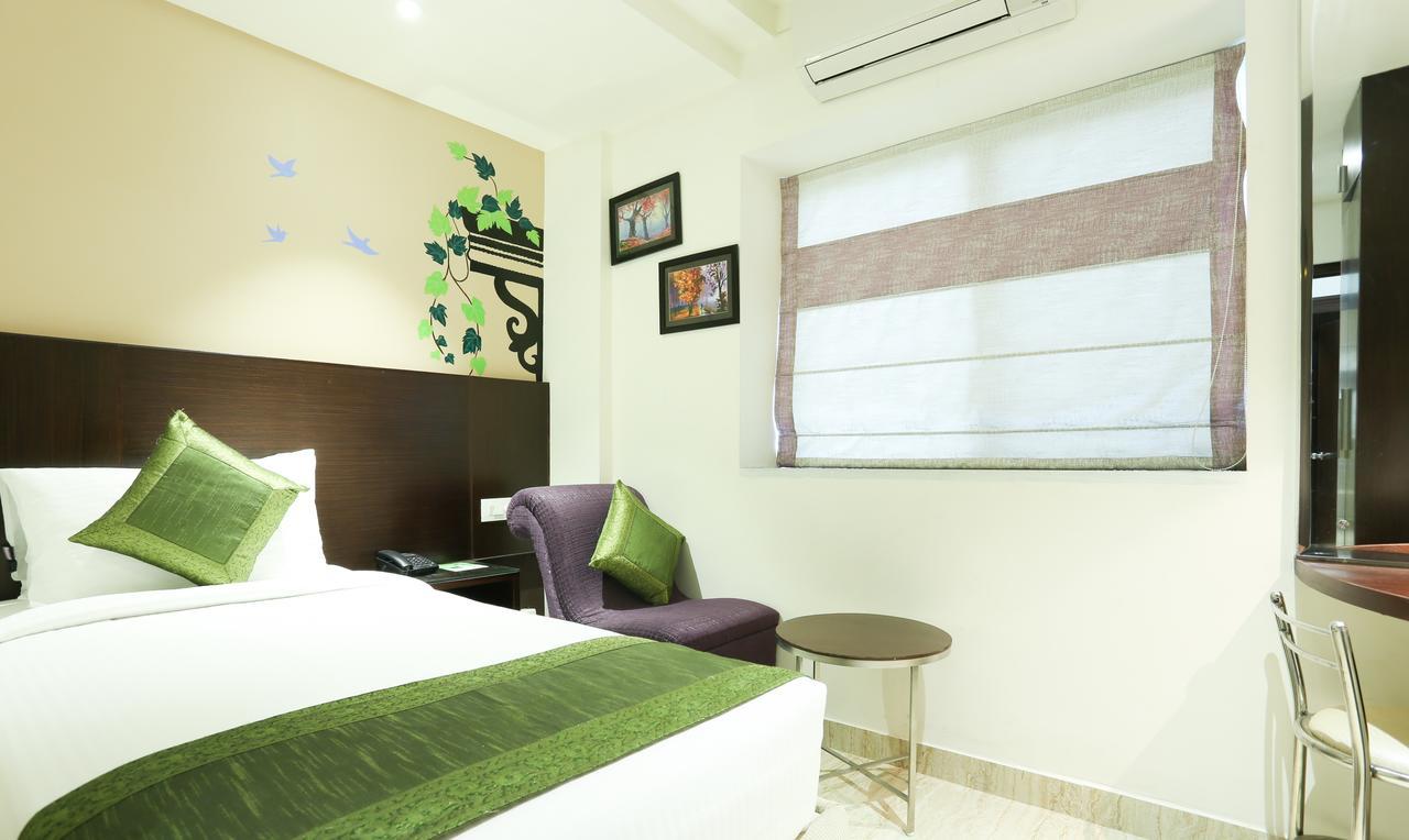 Treebo C Plaza Hotel Vijayawāda Exterior foto