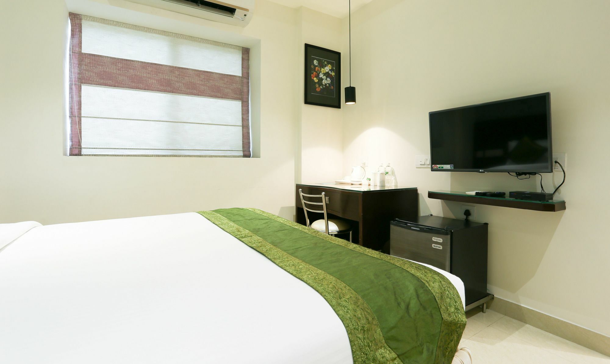 Treebo C Plaza Hotel Vijayawāda Exterior foto