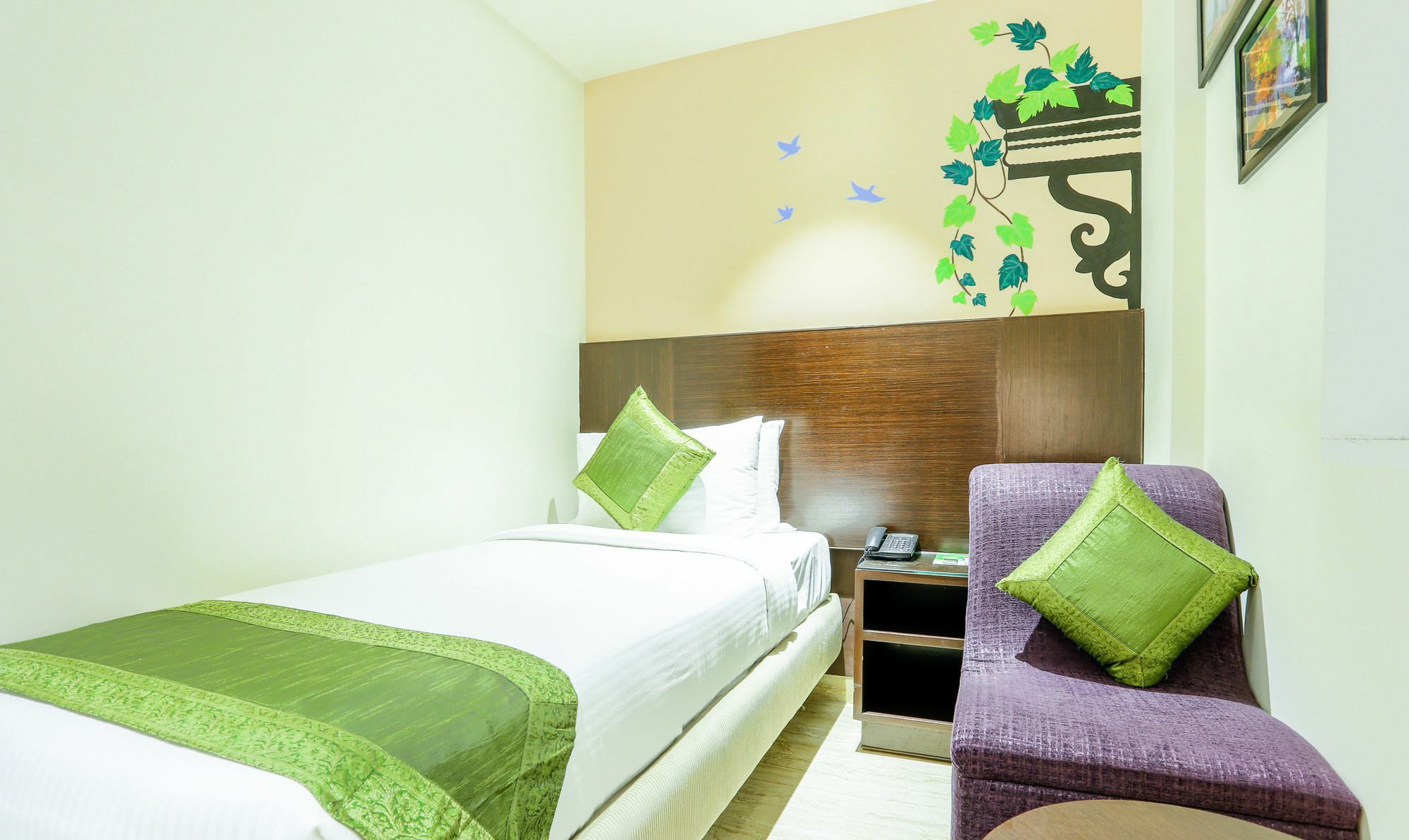 Treebo C Plaza Hotel Vijayawāda Exterior foto
