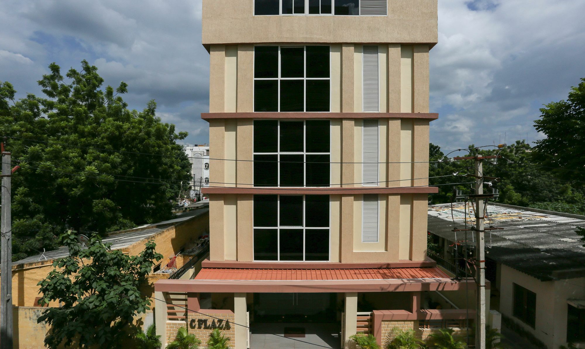 Treebo C Plaza Hotel Vijayawāda Exterior foto